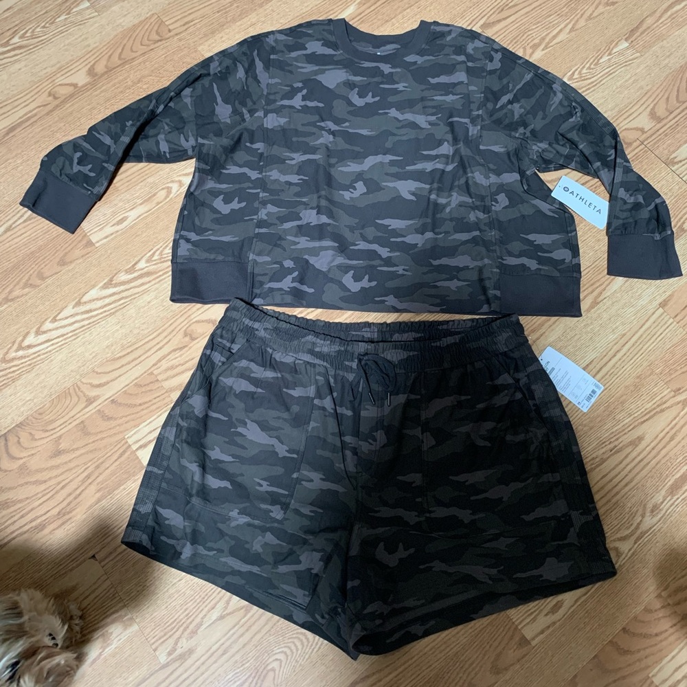 Athleta set. 3x and 24.  Matching. NWT